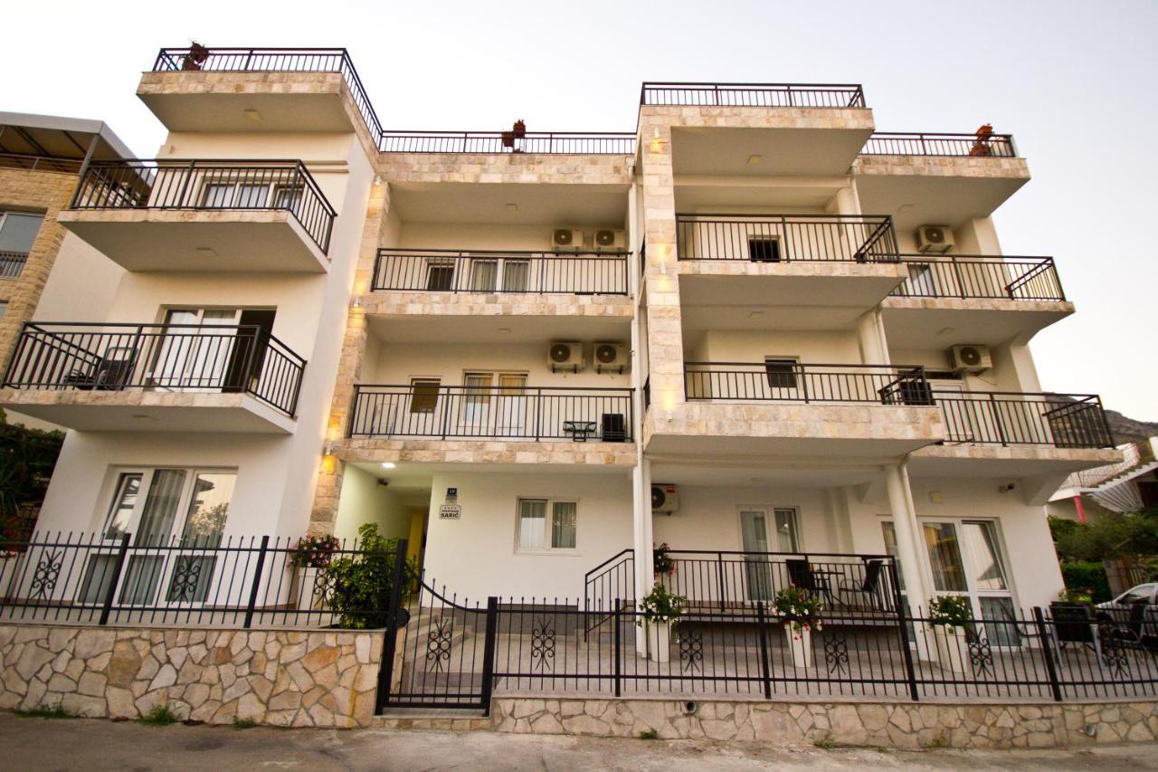 Apartments Saric Bar Bagian luar foto