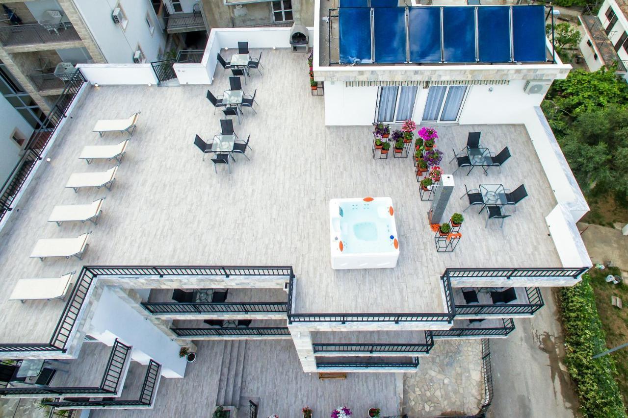 Apartments Saric Bar Bagian luar foto