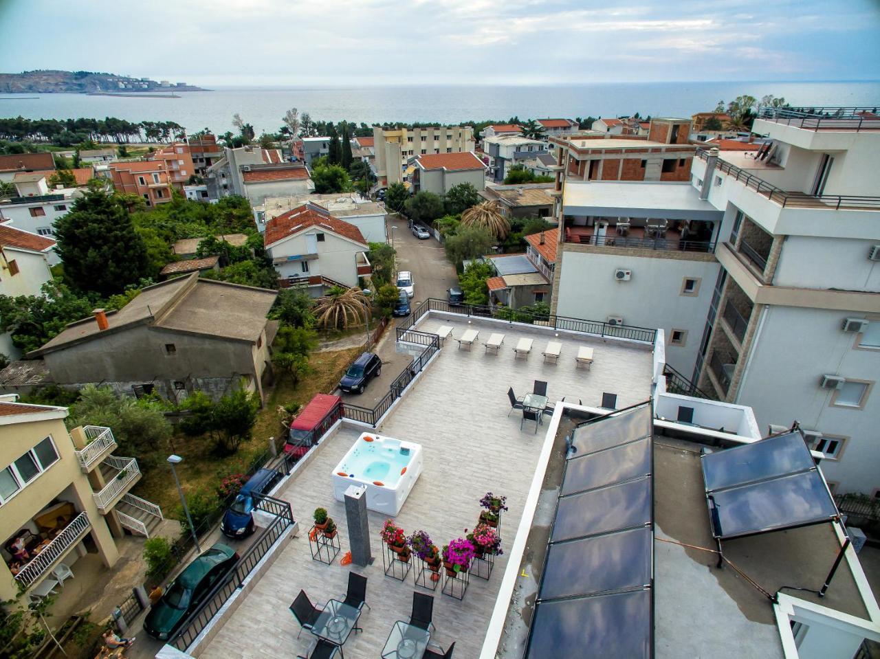 Apartments Saric Bar Bagian luar foto