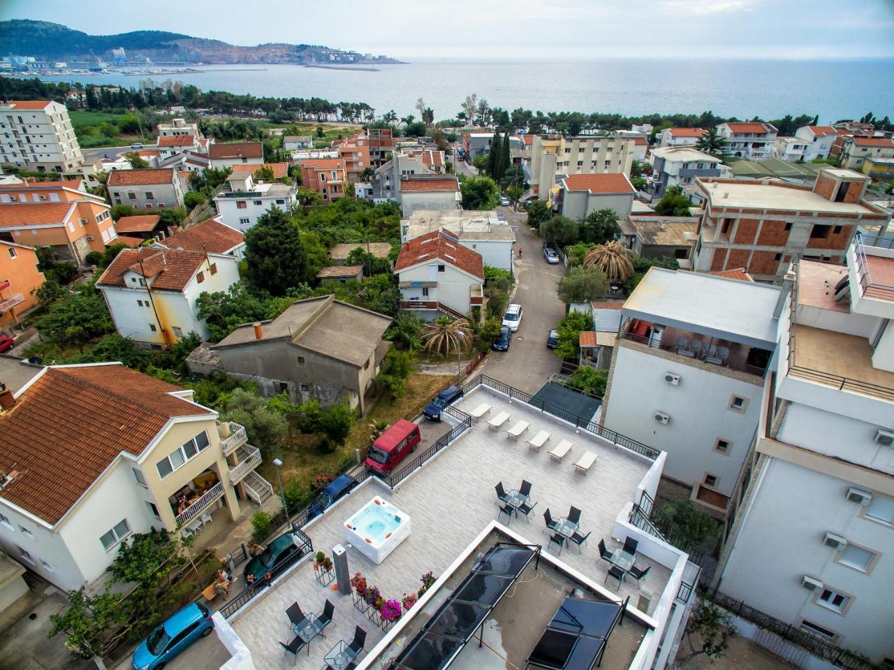 Apartments Saric Bar Bagian luar foto